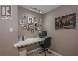 121 - 1924 Cedarhollow Boulevard, London North, ON N5X0K3 Photo 23