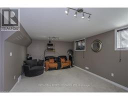121 - 1924 Cedarhollow Boulevard, London North, ON N5X0K3 Photo 31