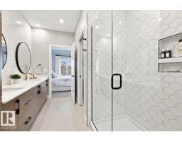 #427 7463 May Cm Nw, Edmonton, AB T6R0X1 Photo 21