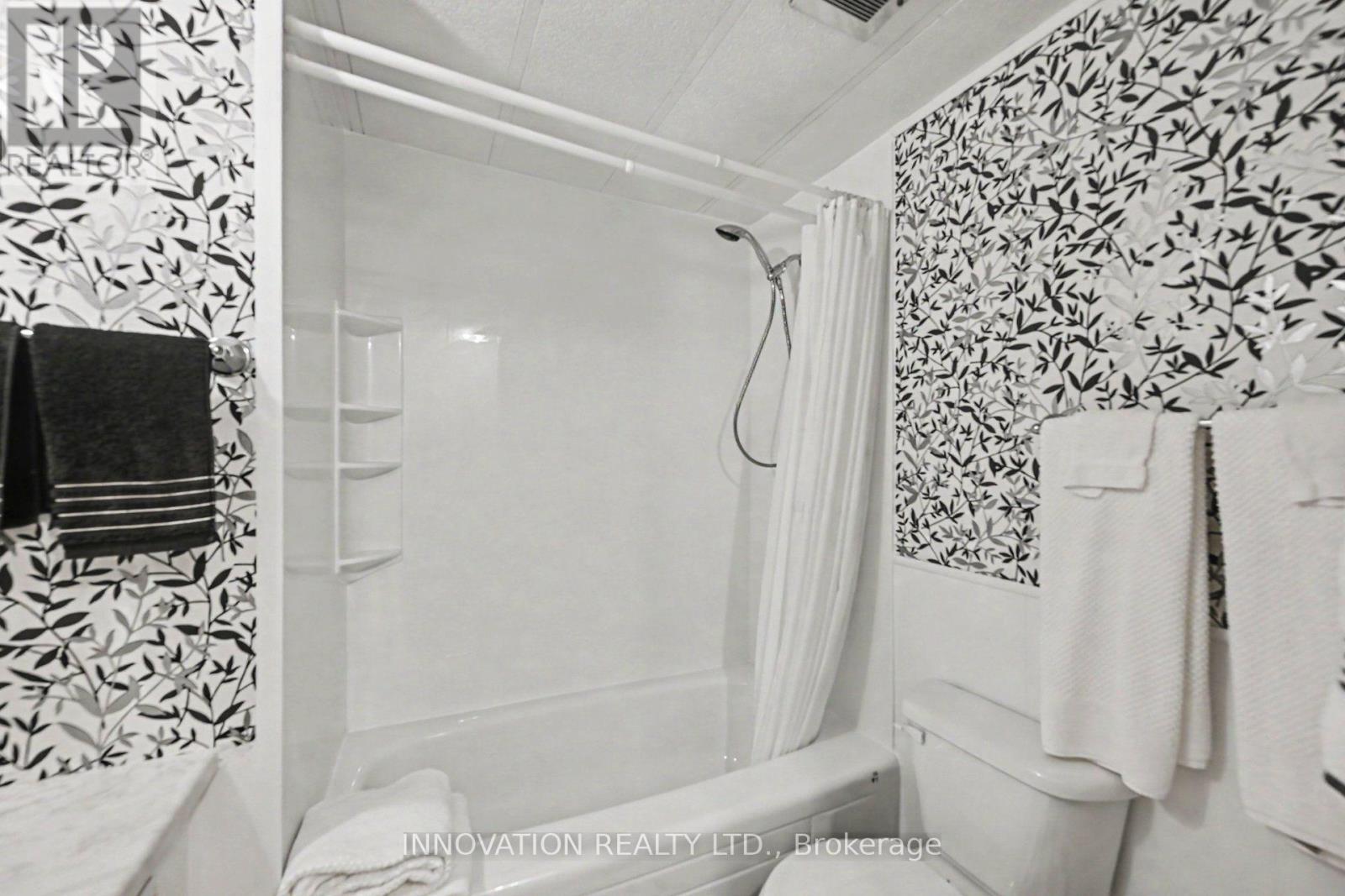 170 ADELAIDE STREET - Image 12