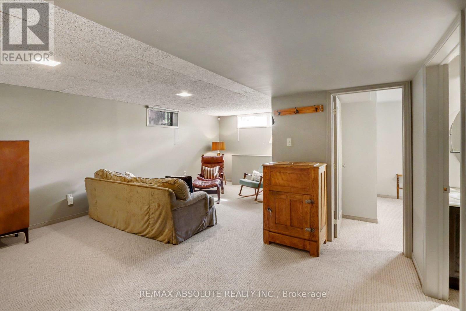 125 JUNIPER STREET E - 23