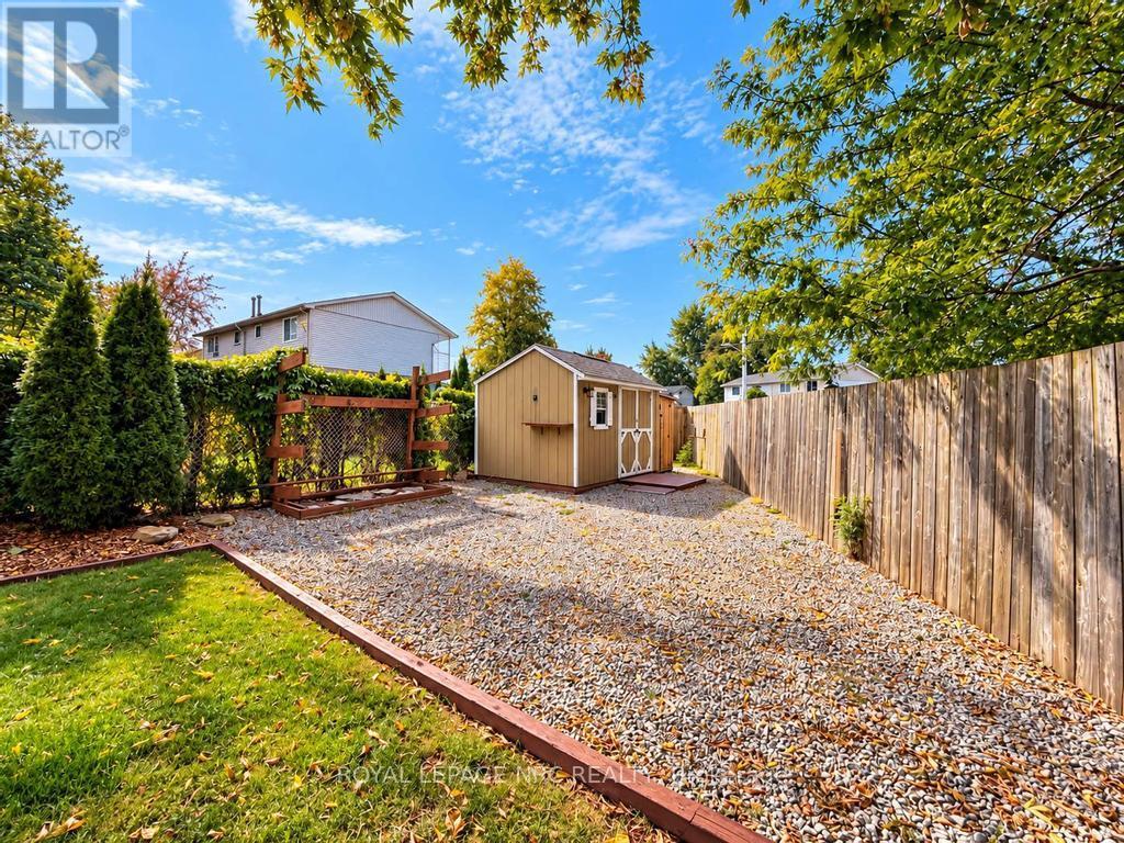 51 STANMARY DRIVE - 32
