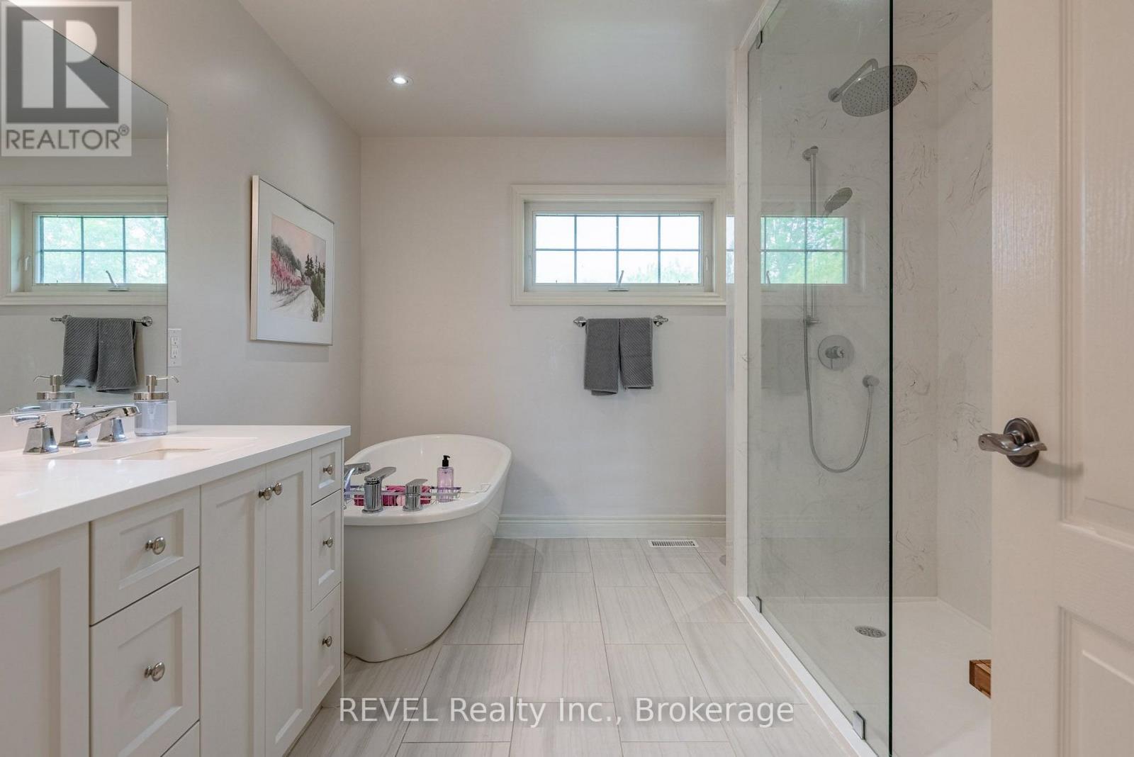 3250 THUNDER BAY ROAD - 24