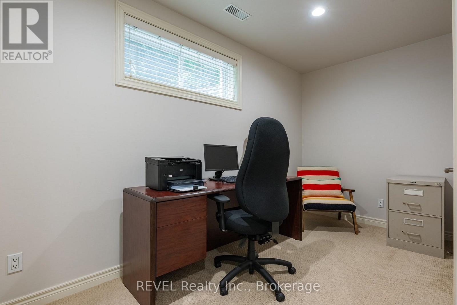 3250 THUNDER BAY ROAD - 35