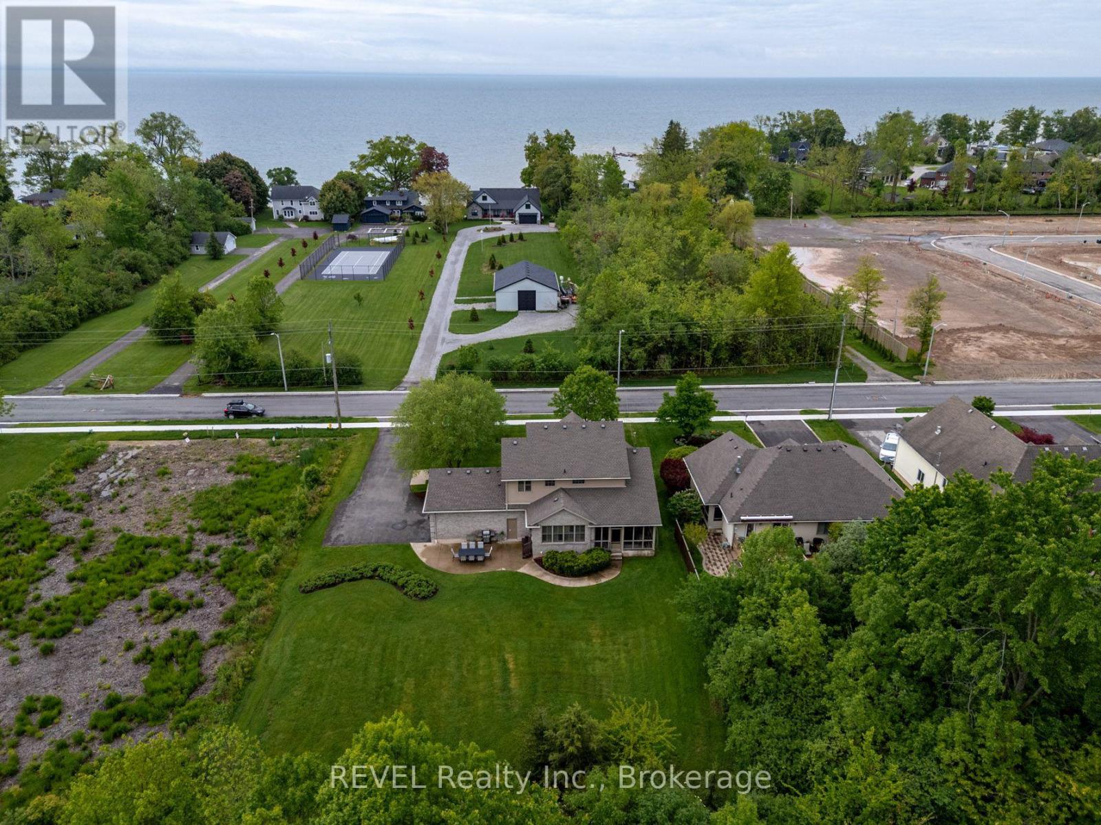3250 THUNDER BAY ROAD - 46