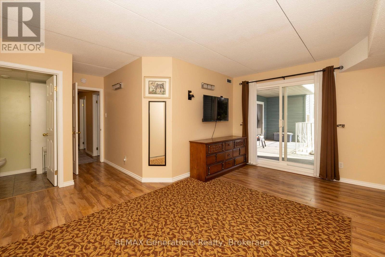#207 800 GORDON STREET - 13