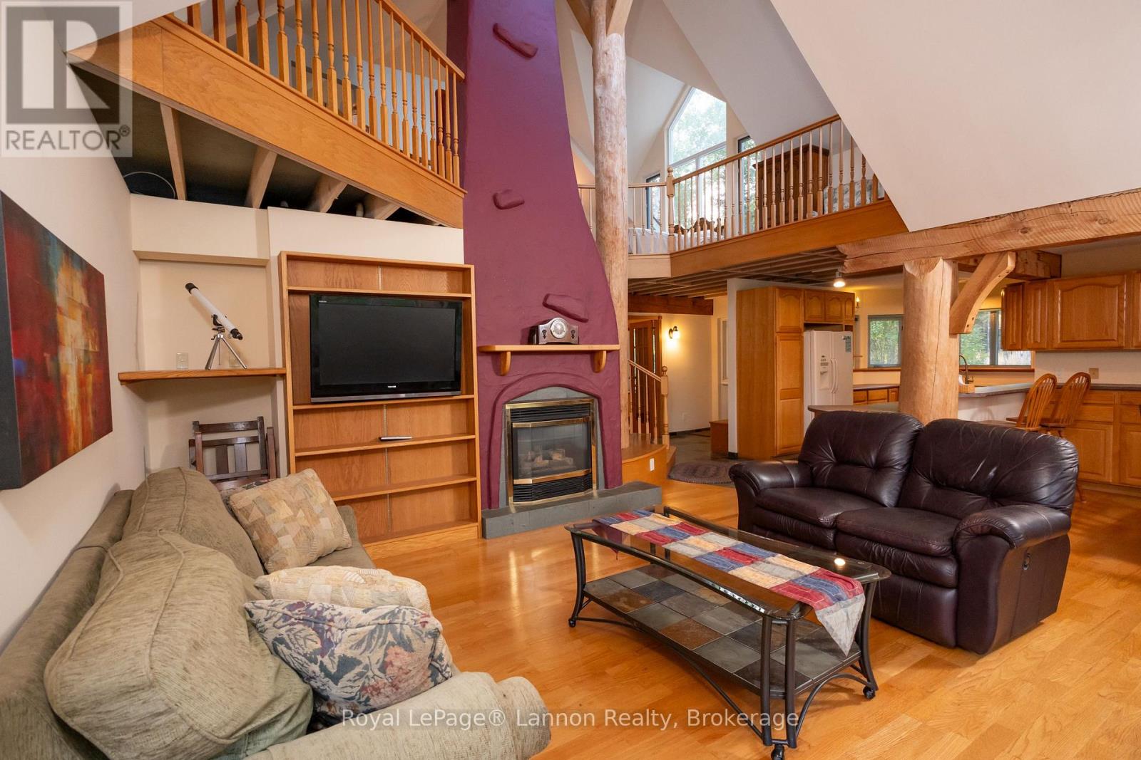 2165 GREGOR ROAD - 11