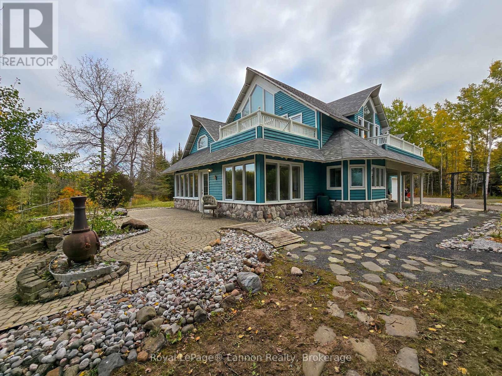 2165 GREGOR ROAD - 2