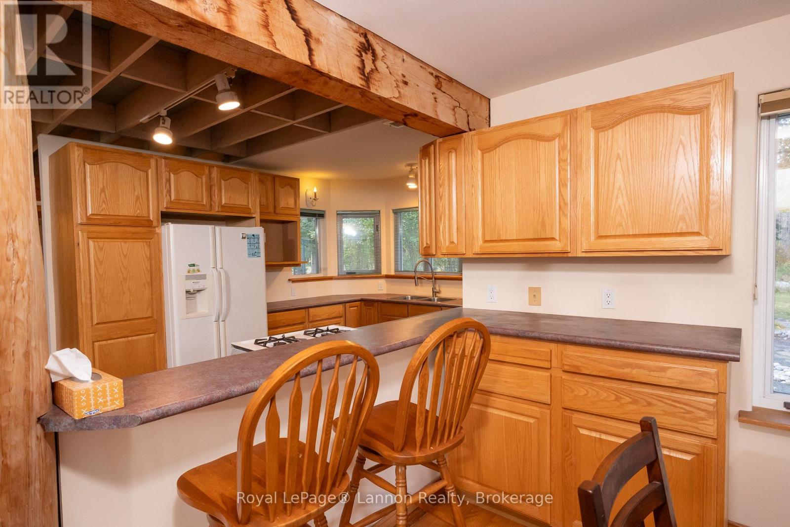 2165 GREGOR ROAD - 8