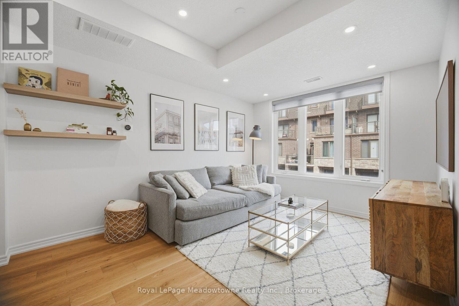 #55 445 ONTARIO STREET S - 14