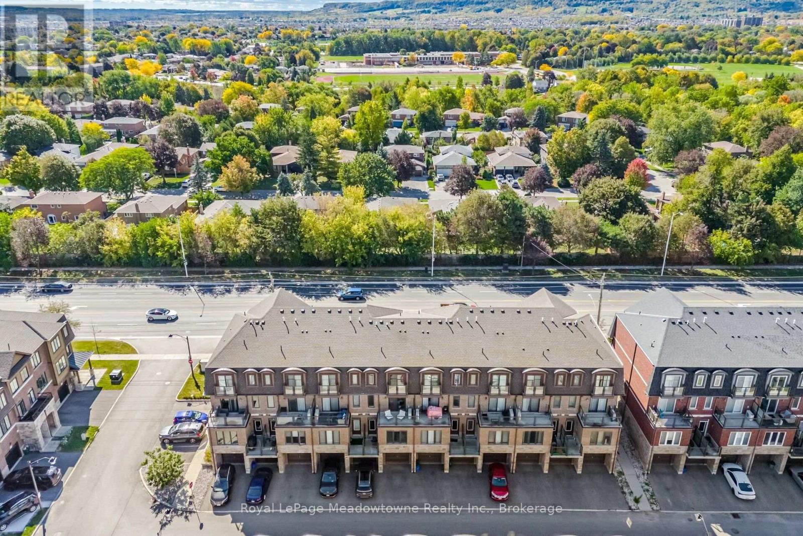 #55 445 ONTARIO STREET S - 43