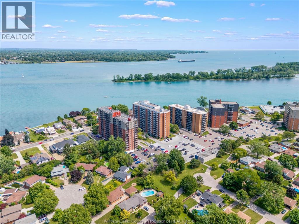 #702 8591 Riverside DRIVE East - Image 35