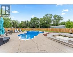 1290 County Road 22, Lakeshore, ON N0R1A0 Photo 35
