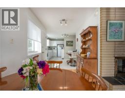 2061 Forest Dr, Nanaimo, BC V9S2R8 Photo 13