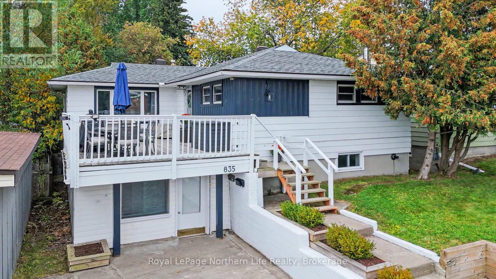 835 LORNE AVENUE - 1