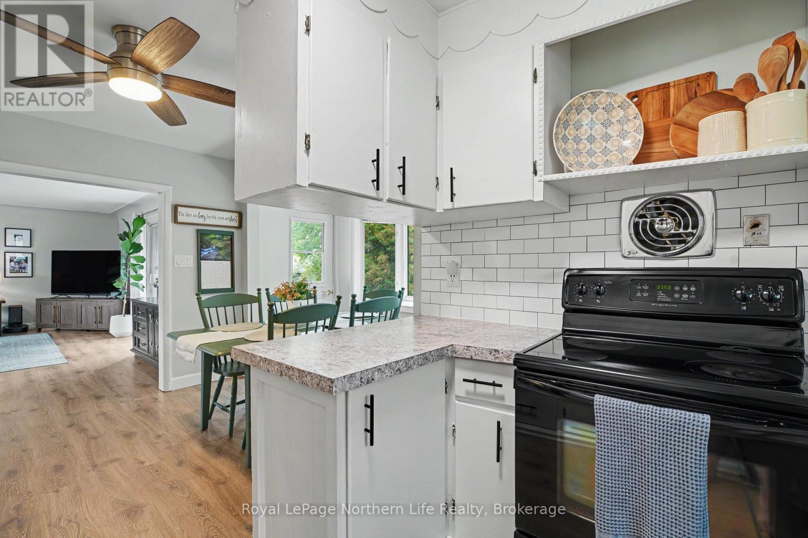 835 LORNE AVENUE - Image 13