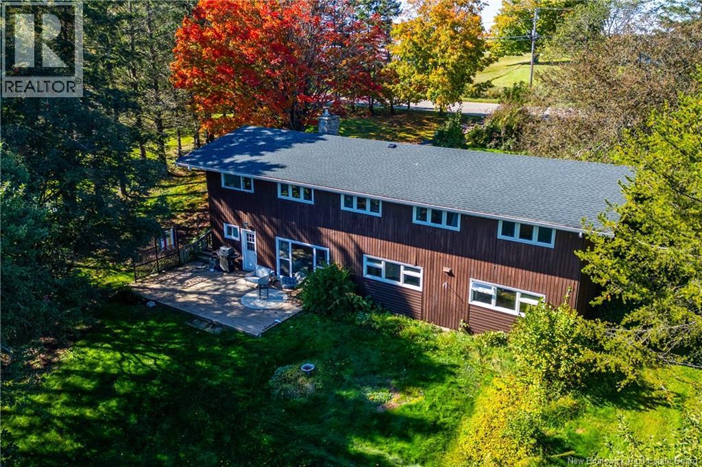 281 Main Street - 2