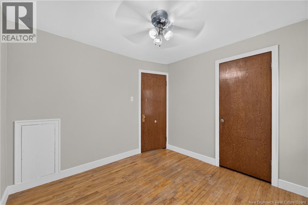 61-63 Burlington Avenue - Image 27