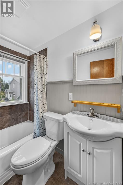 61-63 Burlington Avenue - Image 29