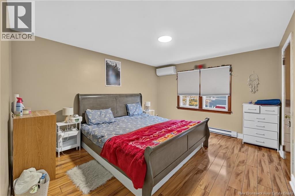 61-63 Burlington Avenue - Image 40