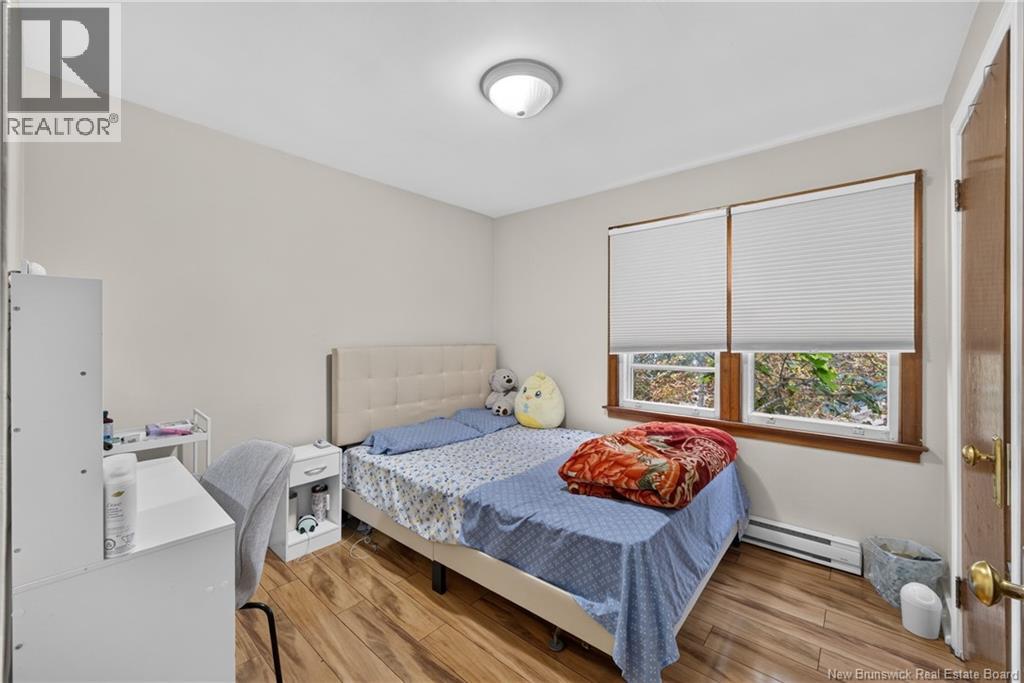 61-63 Burlington Avenue - 42