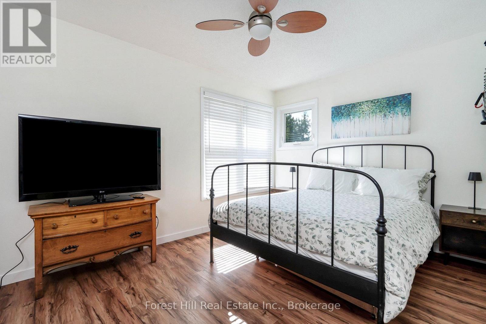 150-53 Trott Boulevard, Collingwood photo 21