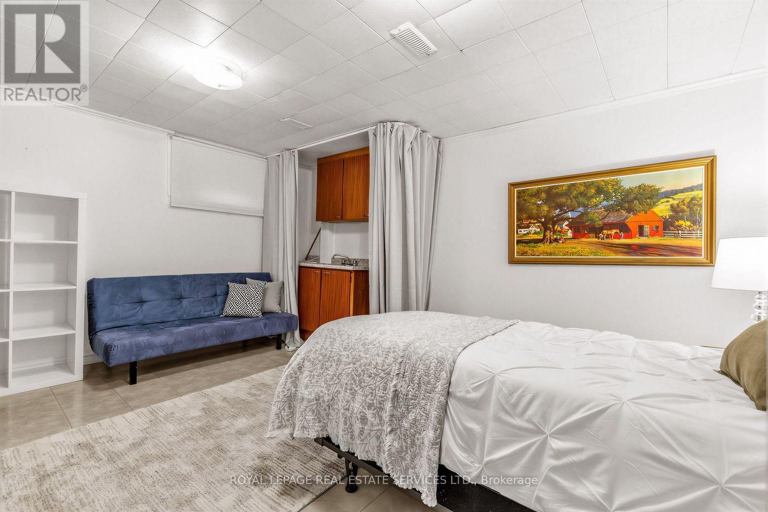 39 Albertus Avenue, Toronto, ON photo 26