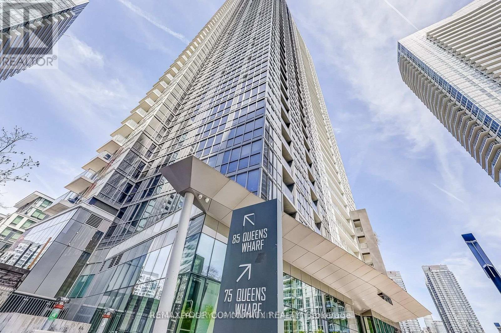 #3208 85 QUEENS WHARF ROAD - 1