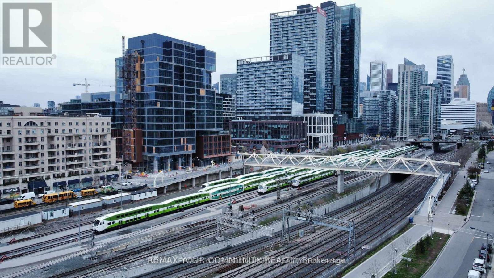 3208- 85 Queens Wharf Road, Toronto, ON photo 32