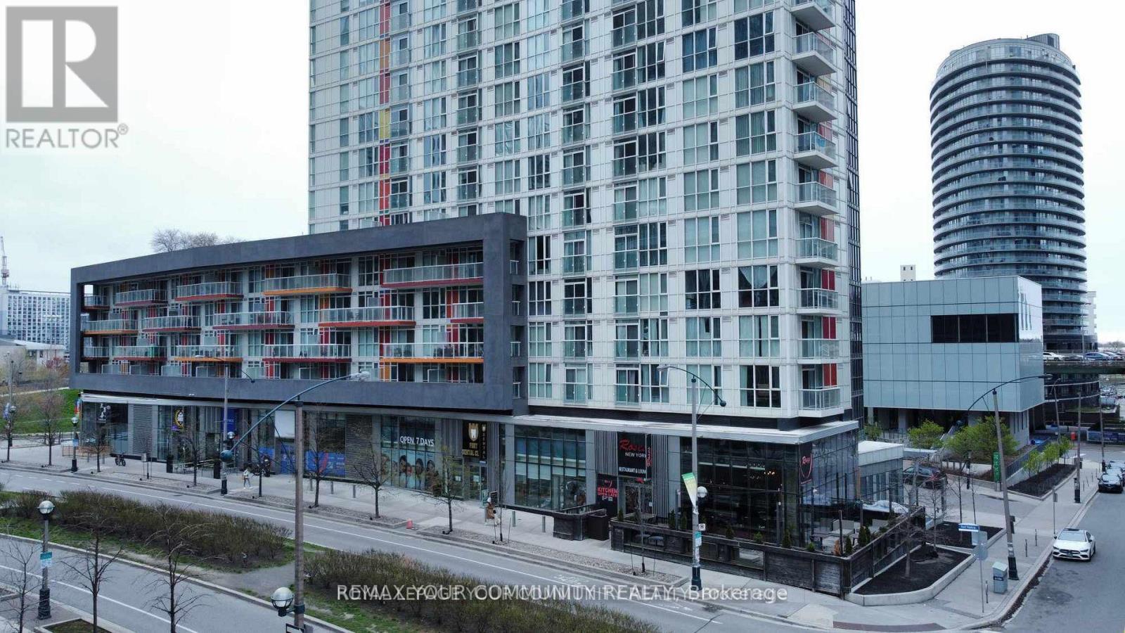 #3208 85 QUEENS WHARF ROAD - 34