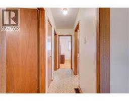Living room - 465 Herkimer Street, Hamilton, ON L8P2J4 Photo 13