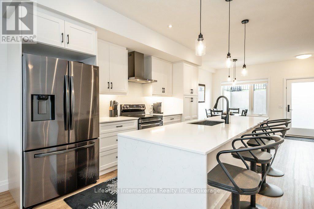 32 DUGGAN LANE - Image 12