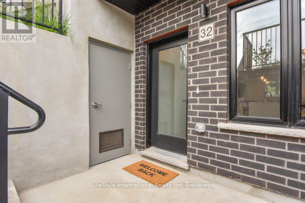 32 DUGGAN LANE - 5
