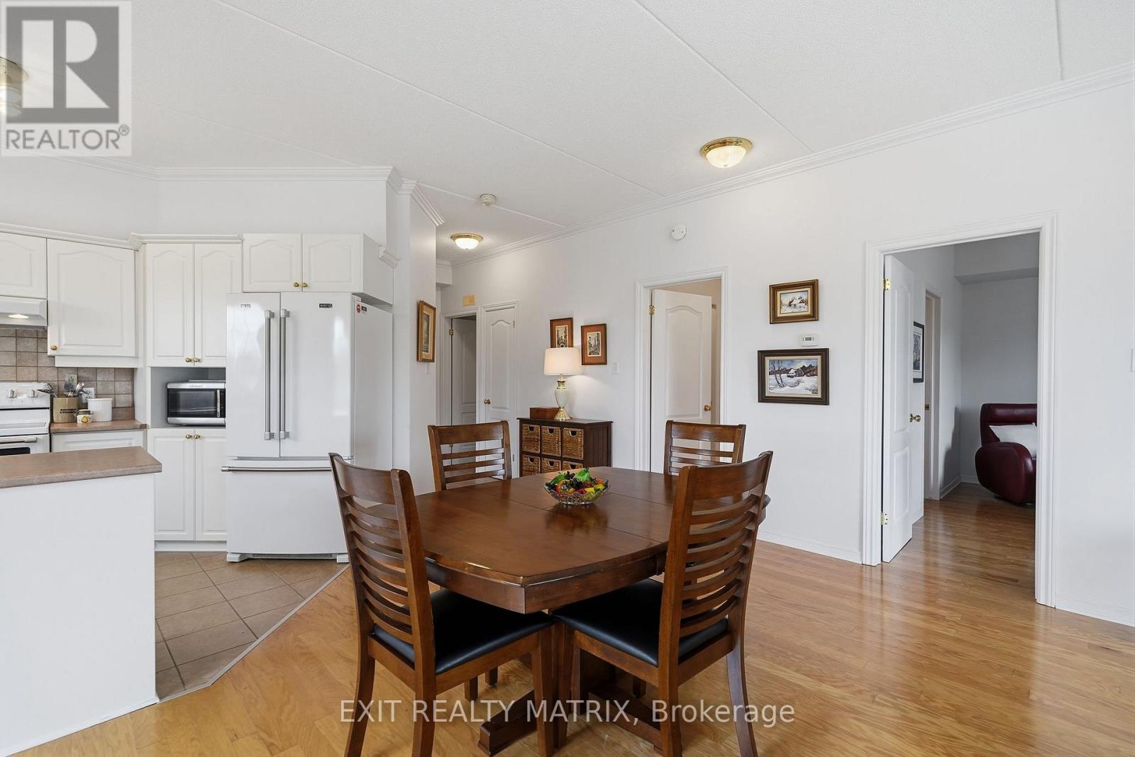 #121 1404 CLEMENT STREET - 11