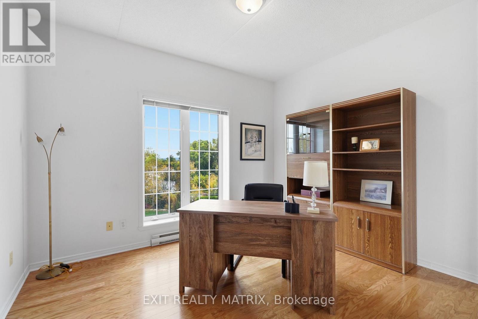 #121 1404 CLEMENT STREET - 21