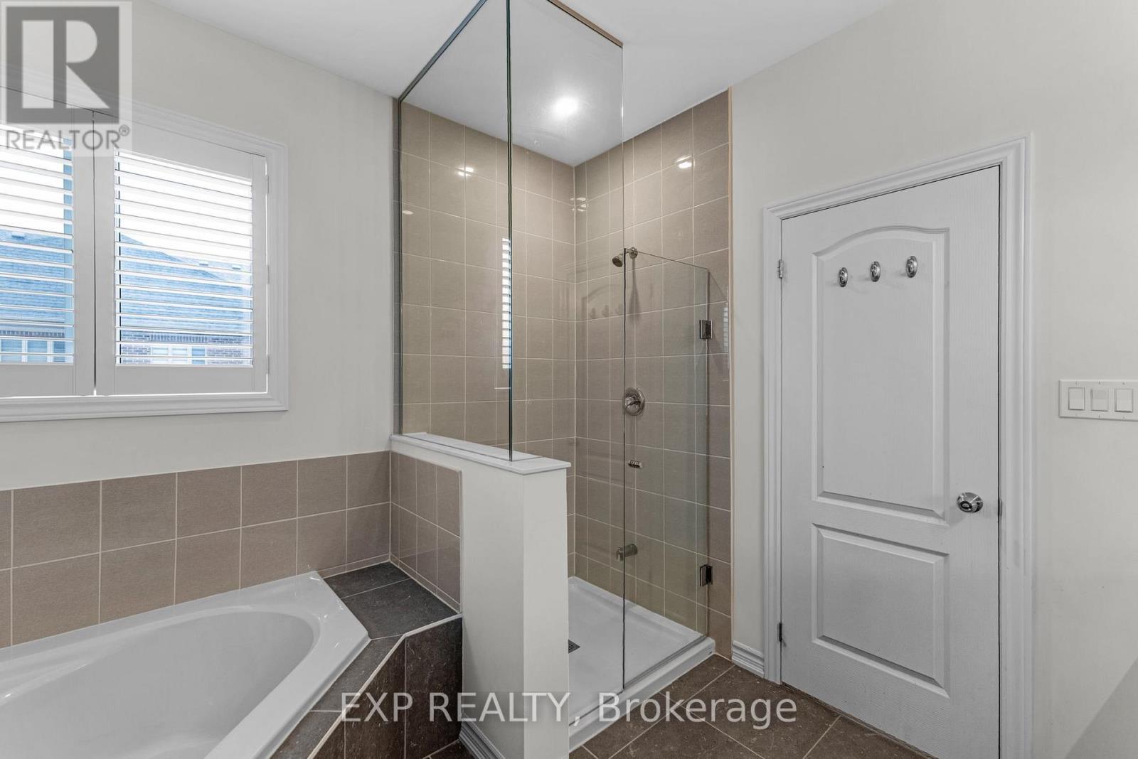 18 Hough Lane, Ajax, ON photo 26