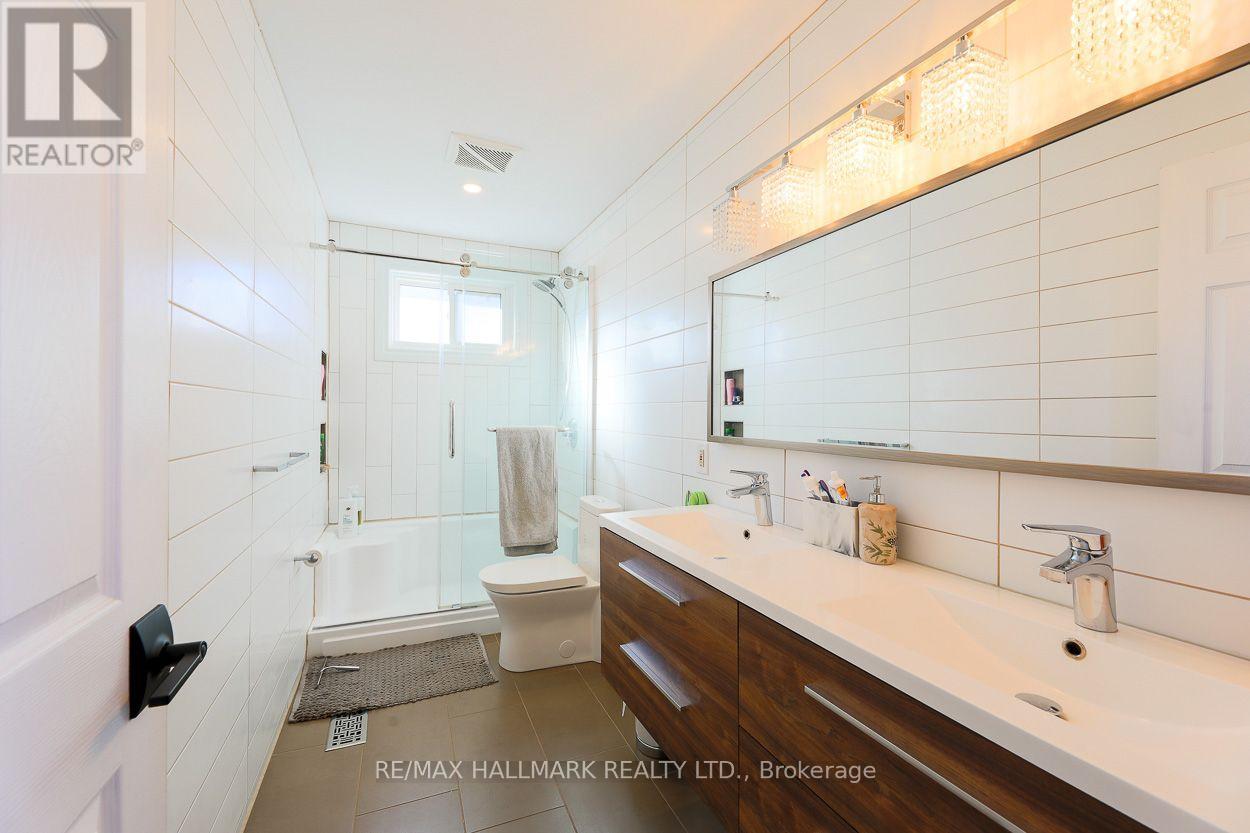 5A Scotia Avenue, Toronto, ON photo 11