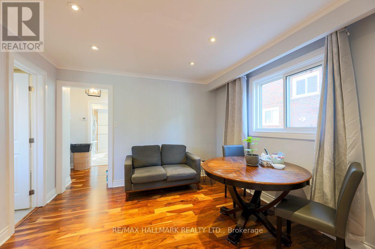 5A Scotia Avenue, Toronto, ON photo 4