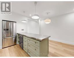 Primary Bedroom - 813 Carlaw Avenue, Toronto, ON M4K3L1 Photo 6