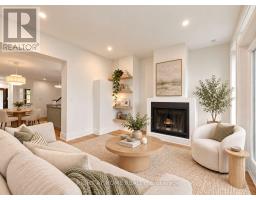 813 Carlaw Avenue, Toronto, ON M4K3L1 Photo 8