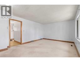 Storage - 320 4 Avenue S, Three Hills, AB T0M2A0 Photo 8