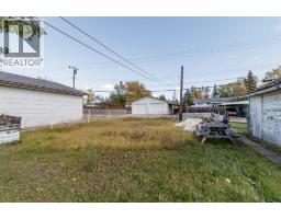 320 4 Avenue S, Three Hills, AB T0M2A0 Photo 19