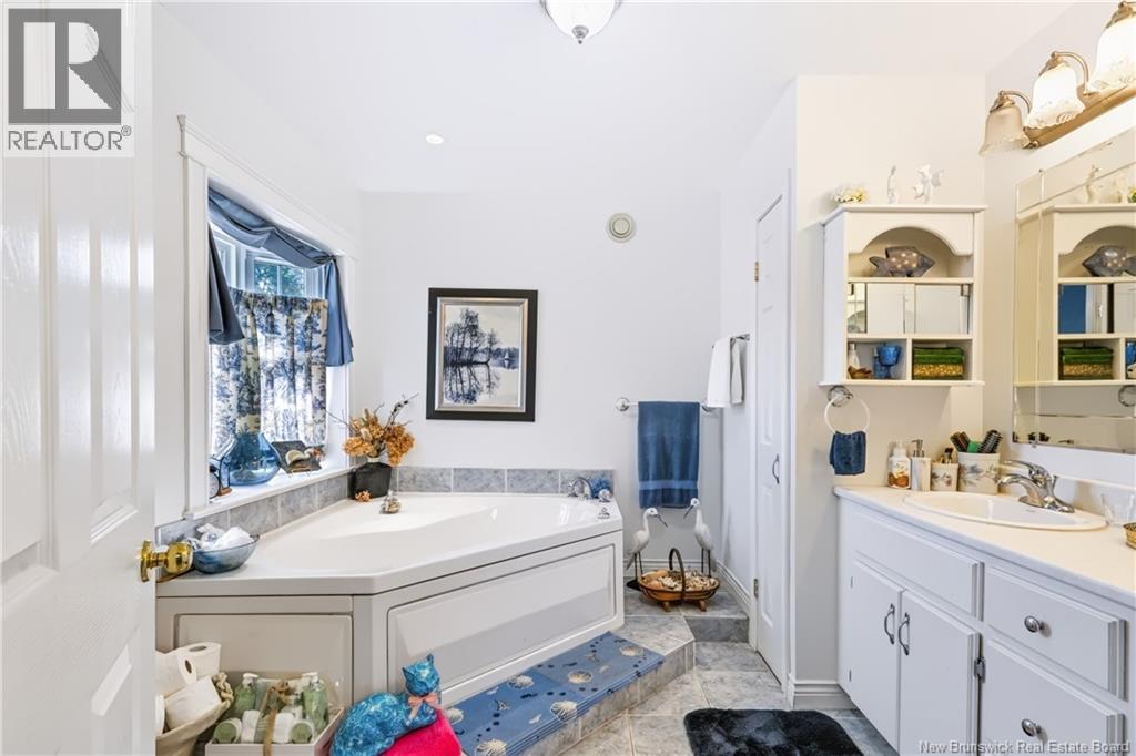 234 Talisman Crescent - 23