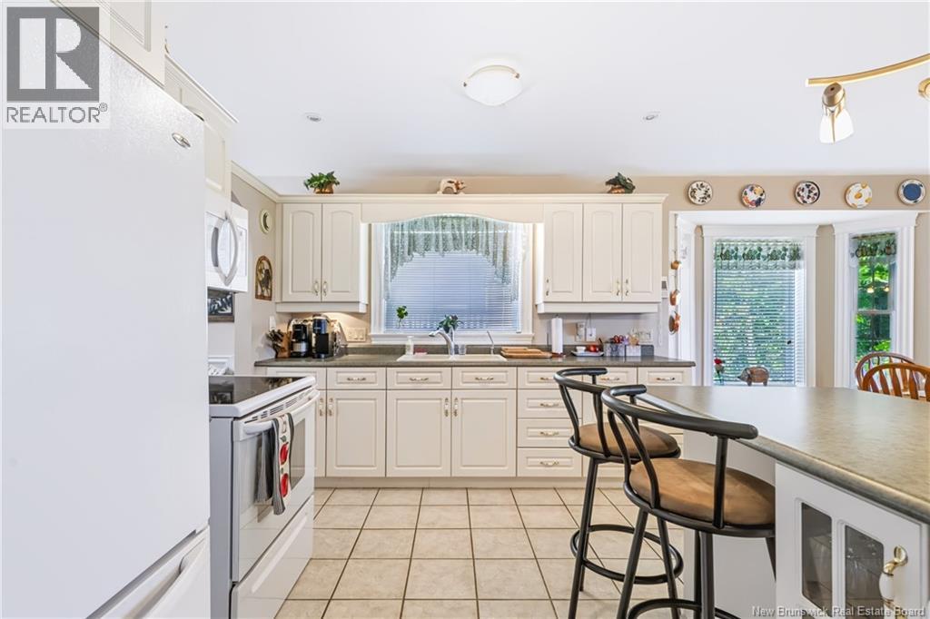 234 Talisman Crescent - 11