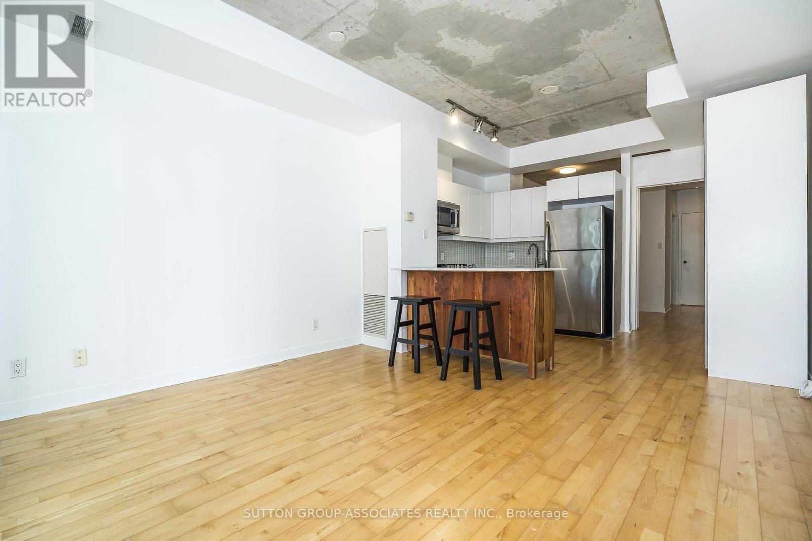 127 Queen Street East — photo 25