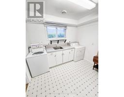 33 Beaumaur Drive, Penetanguishene, ON L9M1V7 Photo 16