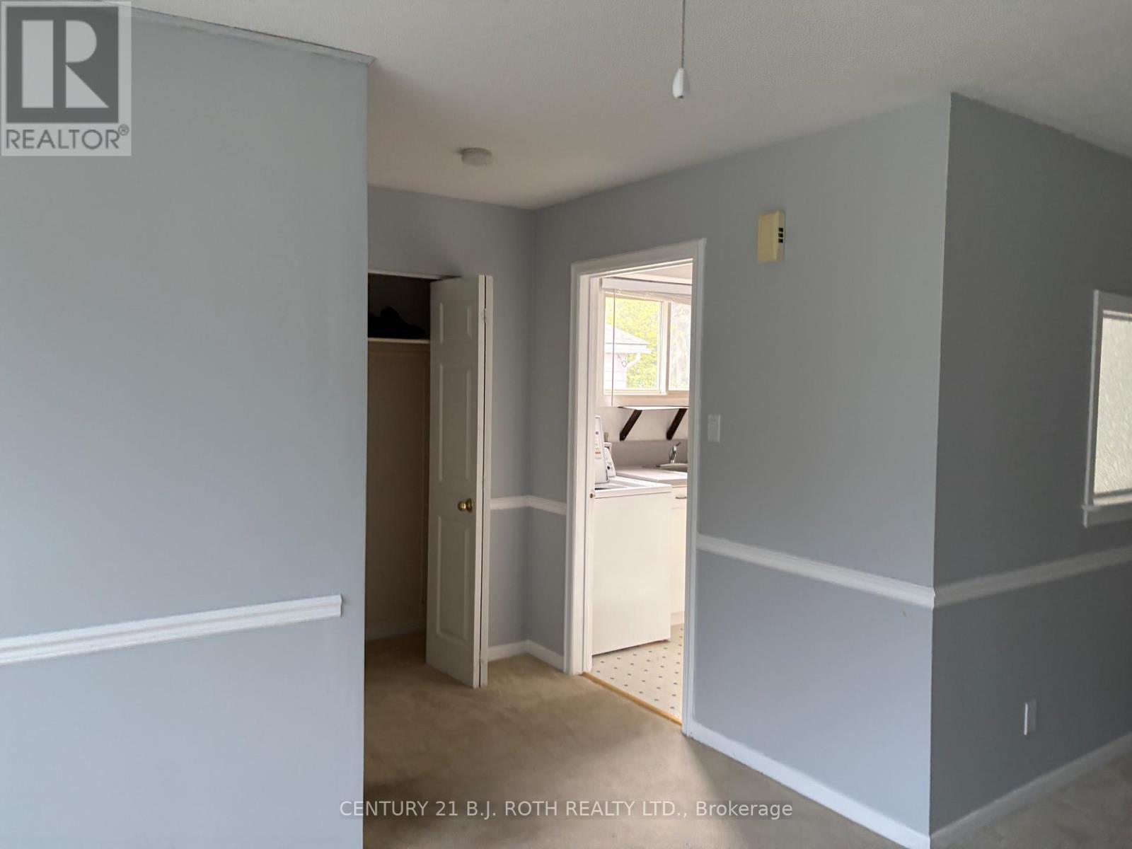33 BEAUMAUR DRIVE - 5