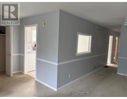 33 Beaumaur Drive, Penetanguishene, ON L9M1V7 Photo 8