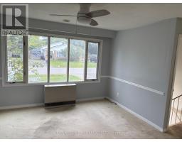 33 Beaumaur Drive, Penetanguishene, ON L9M1V7 Photo 9