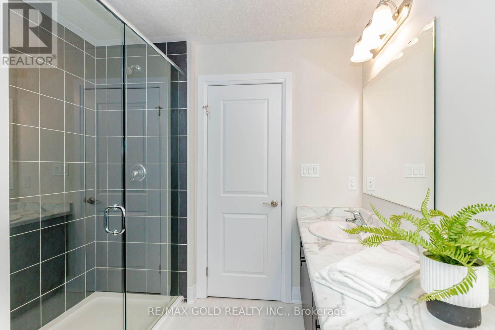 617 BENNINGER DRIVE - Image 48